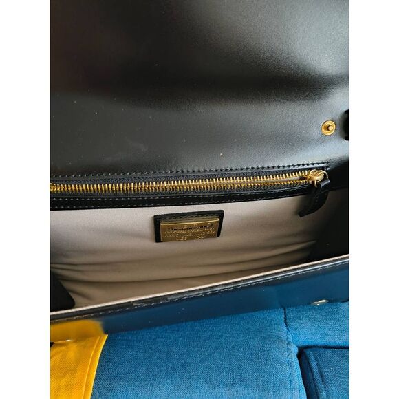 Nwt big Valentino clutch - Picture 4 of 6